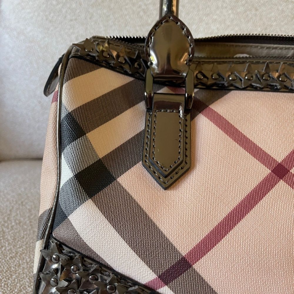 Burberry Supernova Check Studded Stars Small Chester Bowling Bag - Picture 3 of 10